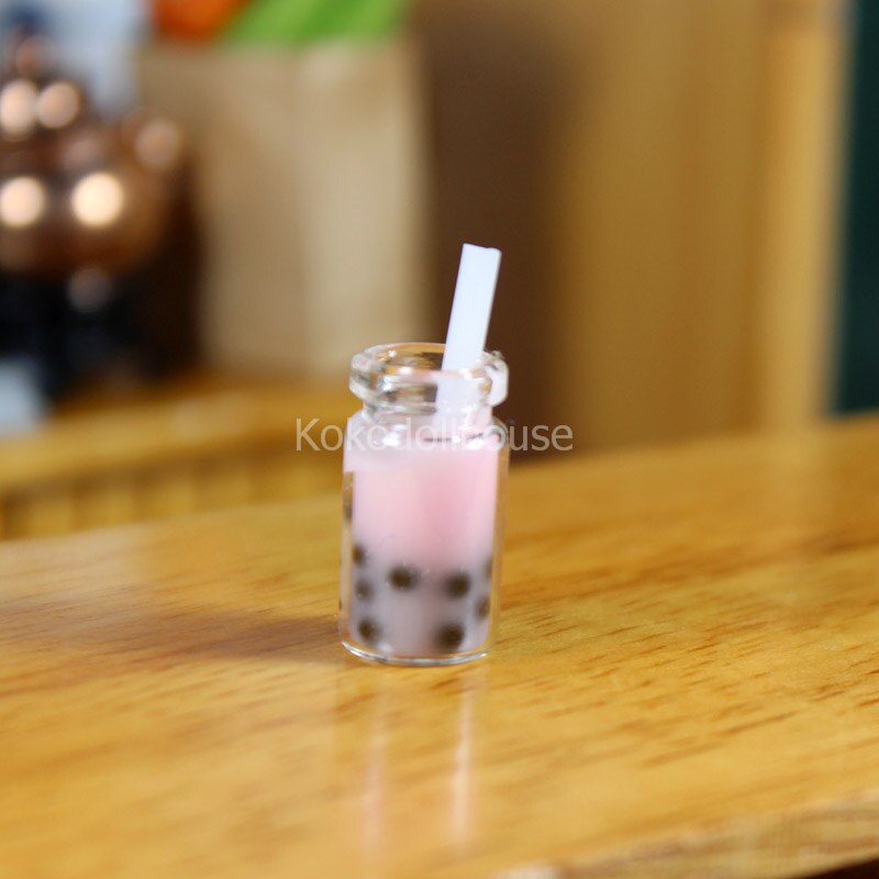 6pcs 1:12 Bilancia Mini Modello di Casa Delle Bambole In Miniatura di Tè Al Latte Tazza di Vetro con Giochi di imitazione di Paglia cucina Giocattolo Accessori