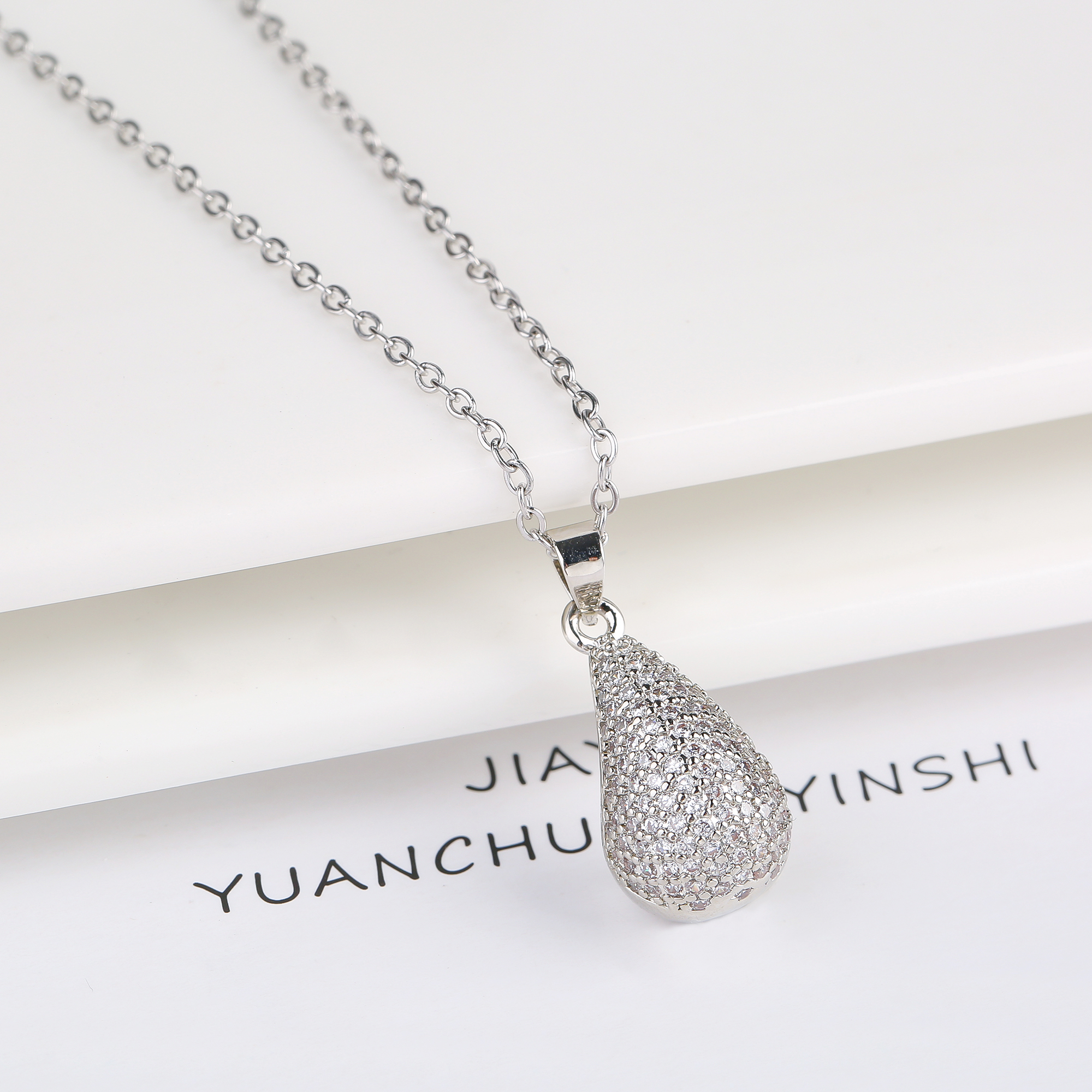 Pendientes clásicos de circonia para mujer, aretes de gota de agua a la , temperamento para mujer, joyería para y boda,: Chapado en platino