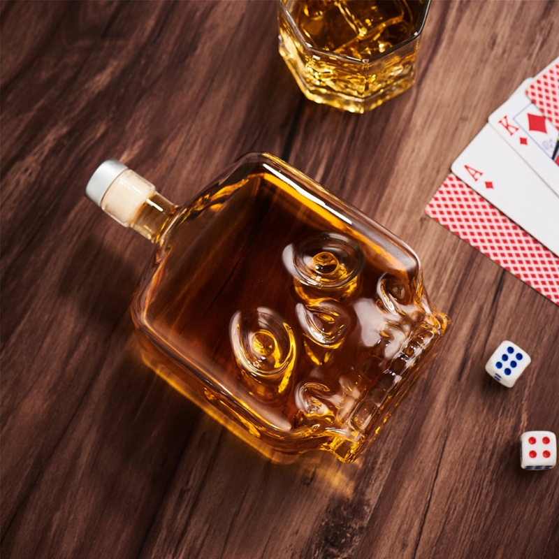 Y8AB Glass Decanter with Stopper Whiskey Flask for Brandy Bourbon Liquor 700ml