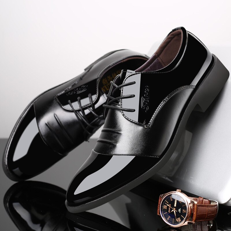 Mocasines de cuero sintético de de lujo para hombre, zapatos de negocios a la , puntiagudos, negros, Oxford, transpirables, formales, para boda