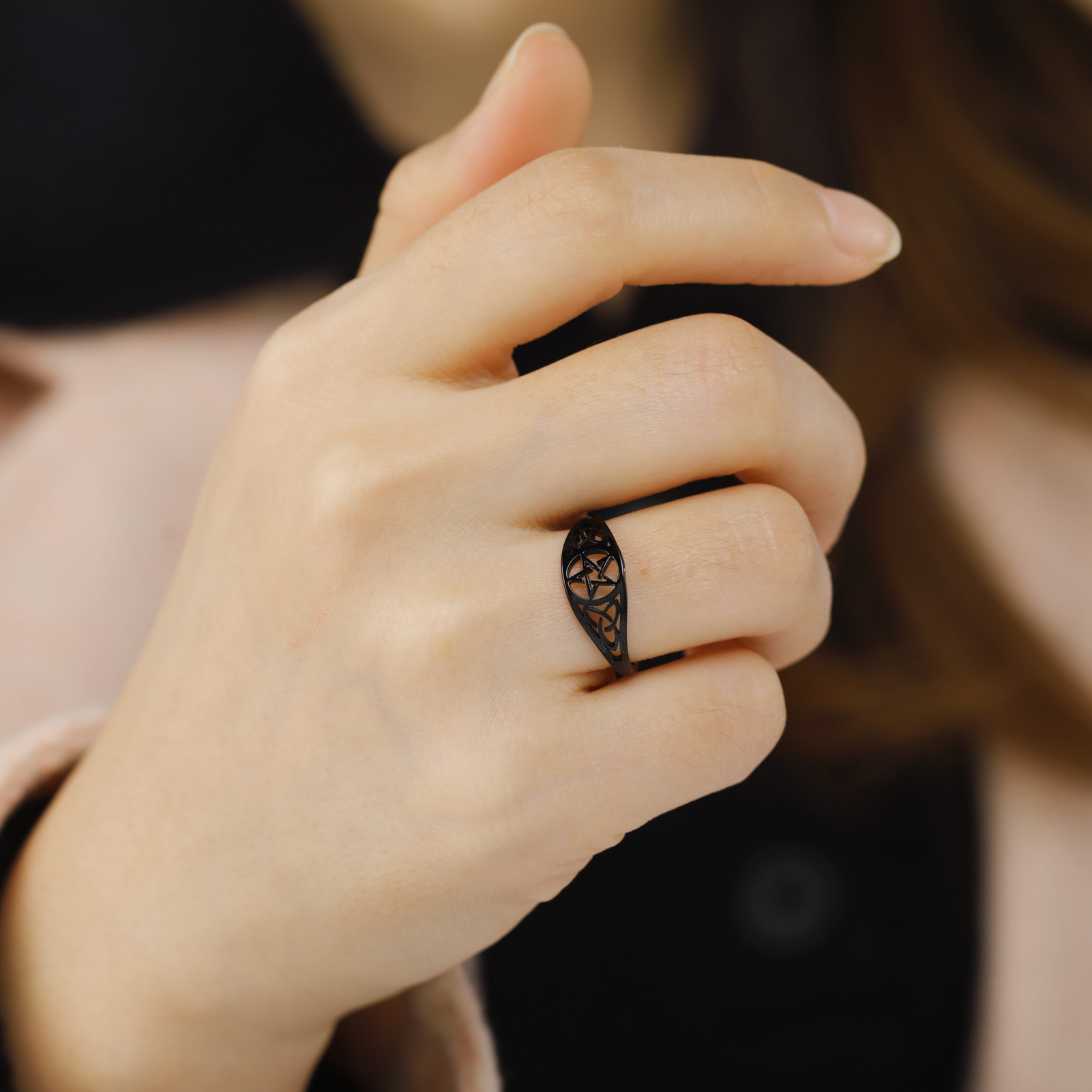 LIKGREAT gótico Celtics nudo pentagrama anillo mujeres hombres Acero inoxidable sobrenatural Wicca amuleto anillos pareja bruja joyería