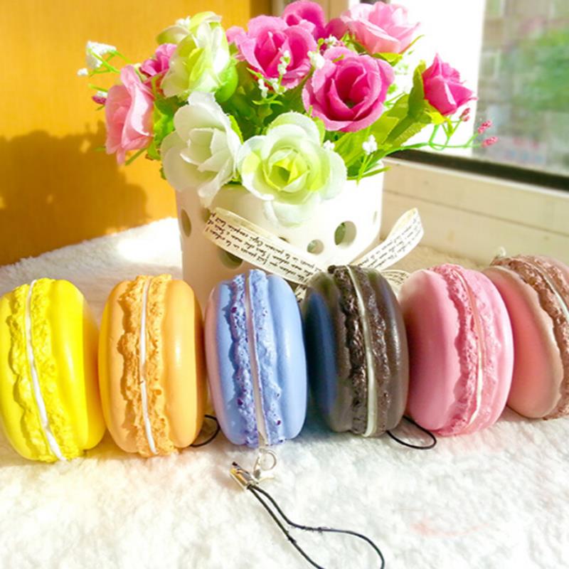 Piękny 1PC Kawaii miękki deser Macaron śliczne zabawki zabawa w kuchnię zabawki sztuczne makaroniki zabawki losowy kolor