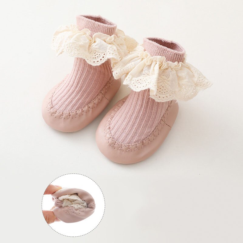 Calcetines con suela de cuero antideslizante para niña, zapatos y calcetines para bebé, medias de encaje para niña pequeña, de princesa, novedad, Otoño e Invierno: peach red / 13 cm