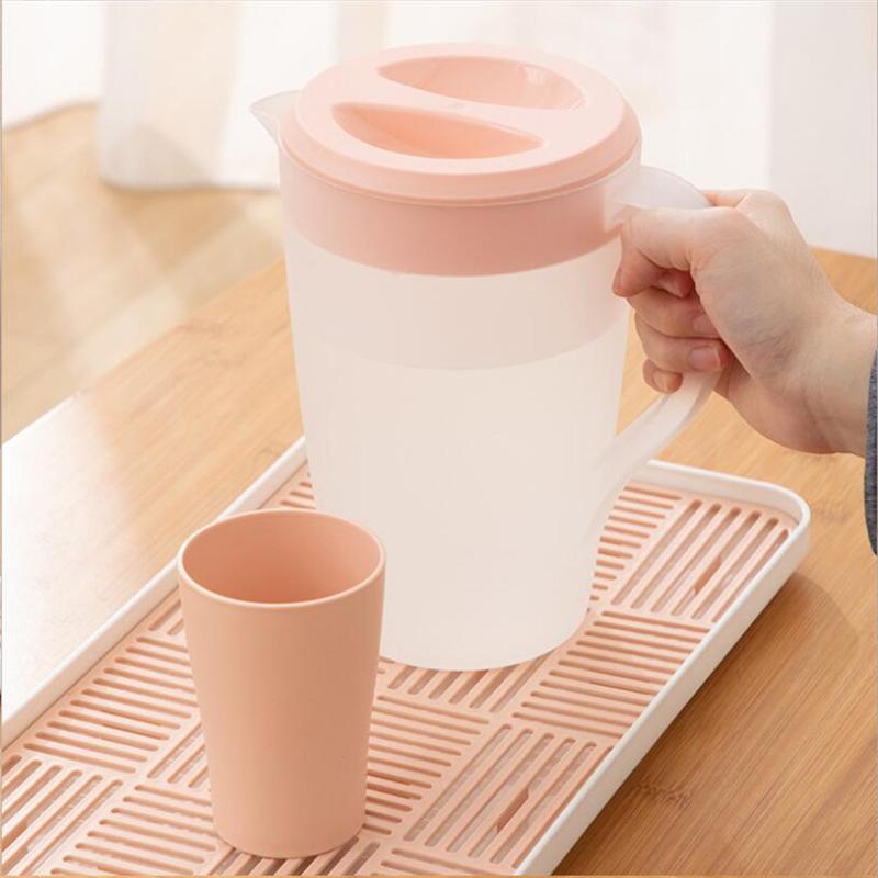 1pc Heat-Resistant Cold Water Bottle Water Jug With Handle Juice Pitcher Jug Household Plastic Cold Water Bottle