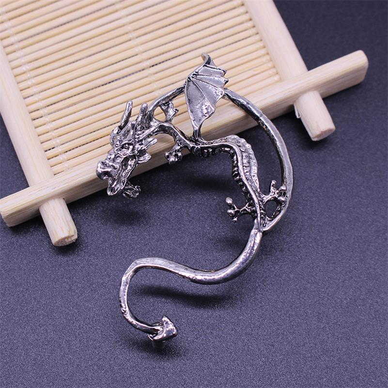 Gothic DIY Black Bat Shaped Ear Clips For Women Girls Punk Dragon Snake Butterfly Ax Vintage Earrings Party Jewelry: ER0004-Silver
