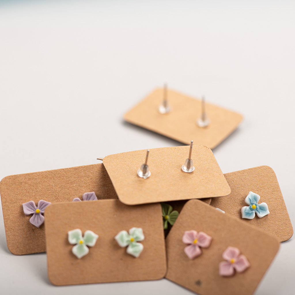 Bijzondere Plant Serie Kleine Bladeren Keramische Oorbellen Prachtige Porseleinen Accessoires # LY221