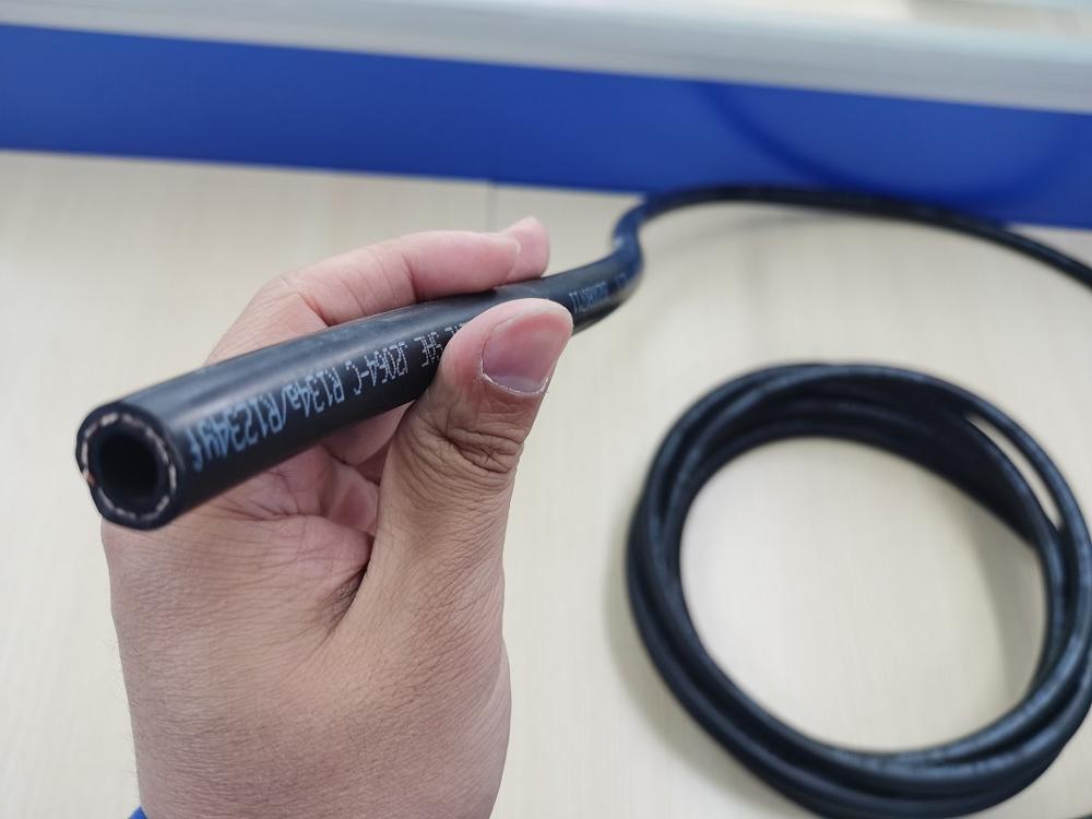Fabriek Direct 3/8 &quot;Airconditioning Flexibele Slang Auto Airconditioning Slang Draagbare Airconditioner Rubber Slang Orlete: smooth surface / 100cm