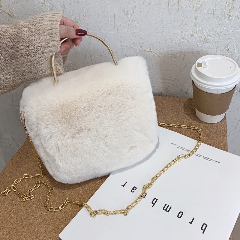 Herfst En Winter Vrouwen Faux Bont Tassen Schouder Onderarm Pluche Pouch Crossbody Tassen Voor Vrouwen furry Handtas: WHITE