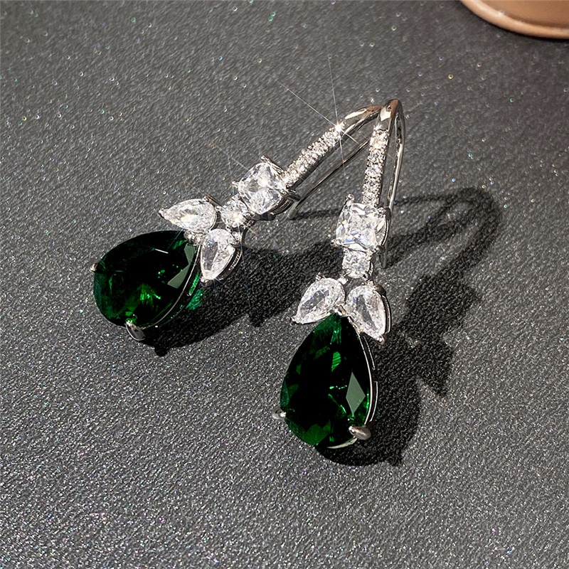 Huitan Nobele Peer Vormige Groen Zirconia Oorbellen Vrouwen Wedding Party Oor Accessoires Mooie Sieraden