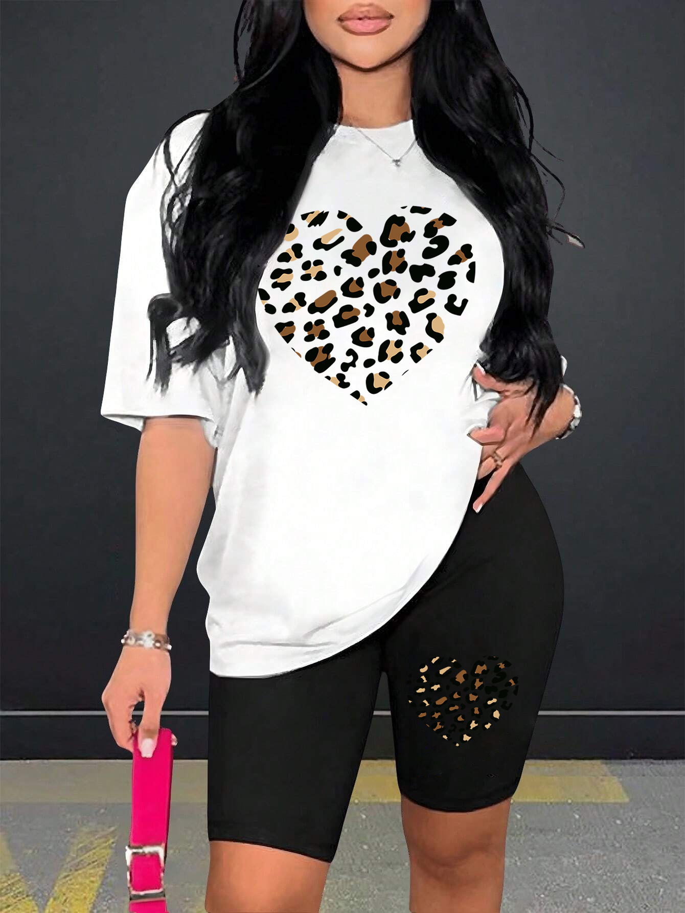 Zweiteiliges Damen-einstellen mit Leopardenmuster, hohles Herzmuster, bequemes, atmungsaktives Kurzarm-kurze Hose-einstellen, tägliche, vielseitige kurze Hose-setzt: M / Licht Grau