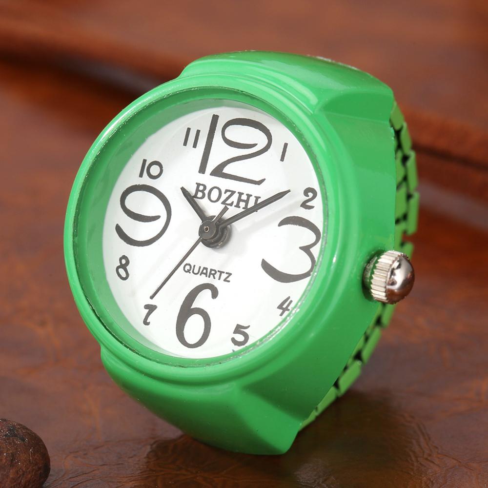 Levendige Snoep Kleur Grote Cijfers Mini Vinger Ring Horloge Elastische Band Quartz Horloge Vinger Ring Horloges Staal Ronde Elastische Horloge: green