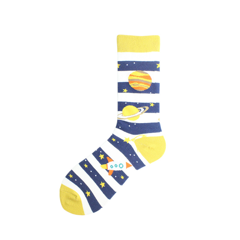 Moda szczęśliwy zabawny dla obu płci malarstwo UFO astronauta rakieta kosmiczna gwiezdne wojny męskie skarpetki Streetwear bawełna mężczyzna deskorolka chłopców: KF1H13