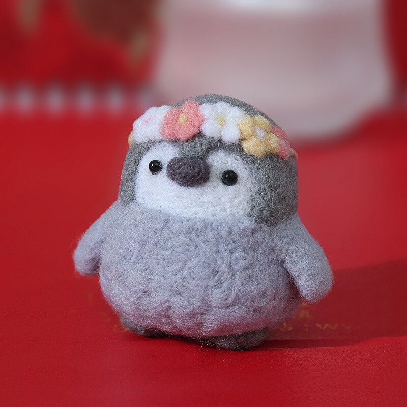 Unfinished Felt Kit 2022 Cute Animal Penguin Wool Needle Felt Kit Diy Material Bag Handmade Doll Toy Package