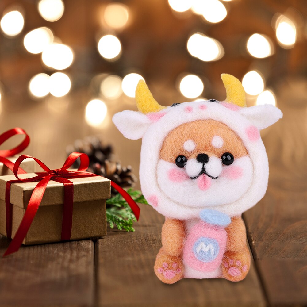 Felt DIY Package Poked Dog Doll Wool Felt Craft DIY Needle Material Kit Non Finished Handmade Toy Felt DIY Craft Suit: Cow