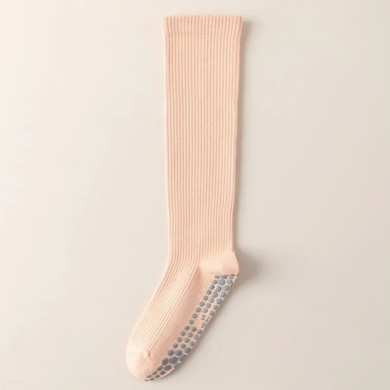 Color Blocked Yoga Calf Socks Anti Slip Pilates Socks Dance Fitness Sports Socks Long Tube Compression Stockings: PURPLE