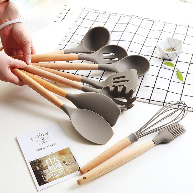Kjøkkenutstyr av silikon trehåndtak nonstick spatel skje turner suppe øse visp kjøkken matlaging verktøy