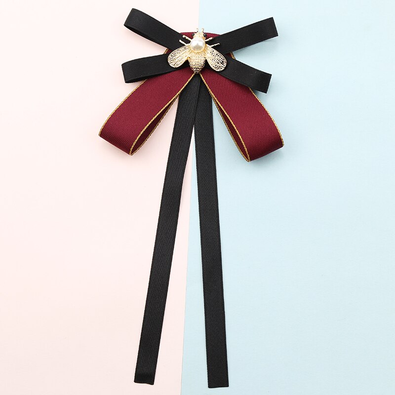 Wit overhemd, strik, damesstropdas, collegestijl, britse damesstropdas, zoete streamer, lint, strik, bloemensieraden: Wijnrood