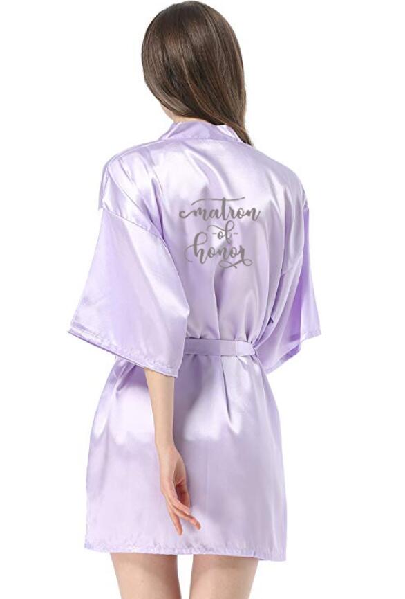 bruid bruidsmeisje gewaad met wit zwarte letters moeder zus van de bruid huwelijkscadeau badjas kimono satijnen gewaden: M / Sky Blue