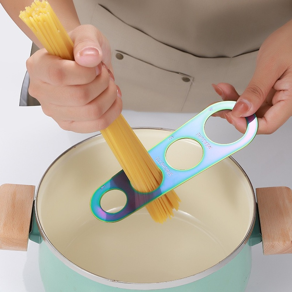 Edelstahl Spaghetti Measurer Pasta Maßnahme Koch Küchen utensilien Werkzeuge Nudel 4 Loch Messung Portion kontrolle