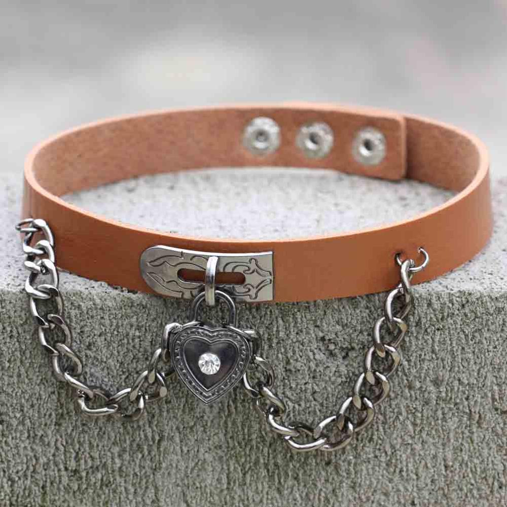 PU leather choker heart accessories Cool vintage necklace women Handmade Choker Necklace Goth Jewelry: light coffee