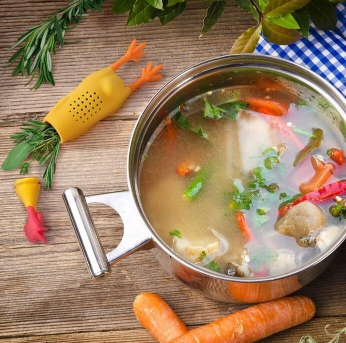 Kylling skriger kyllingegryde gryderet suppe kryddergryde køkkengadget krydderiboks krydderibeholder