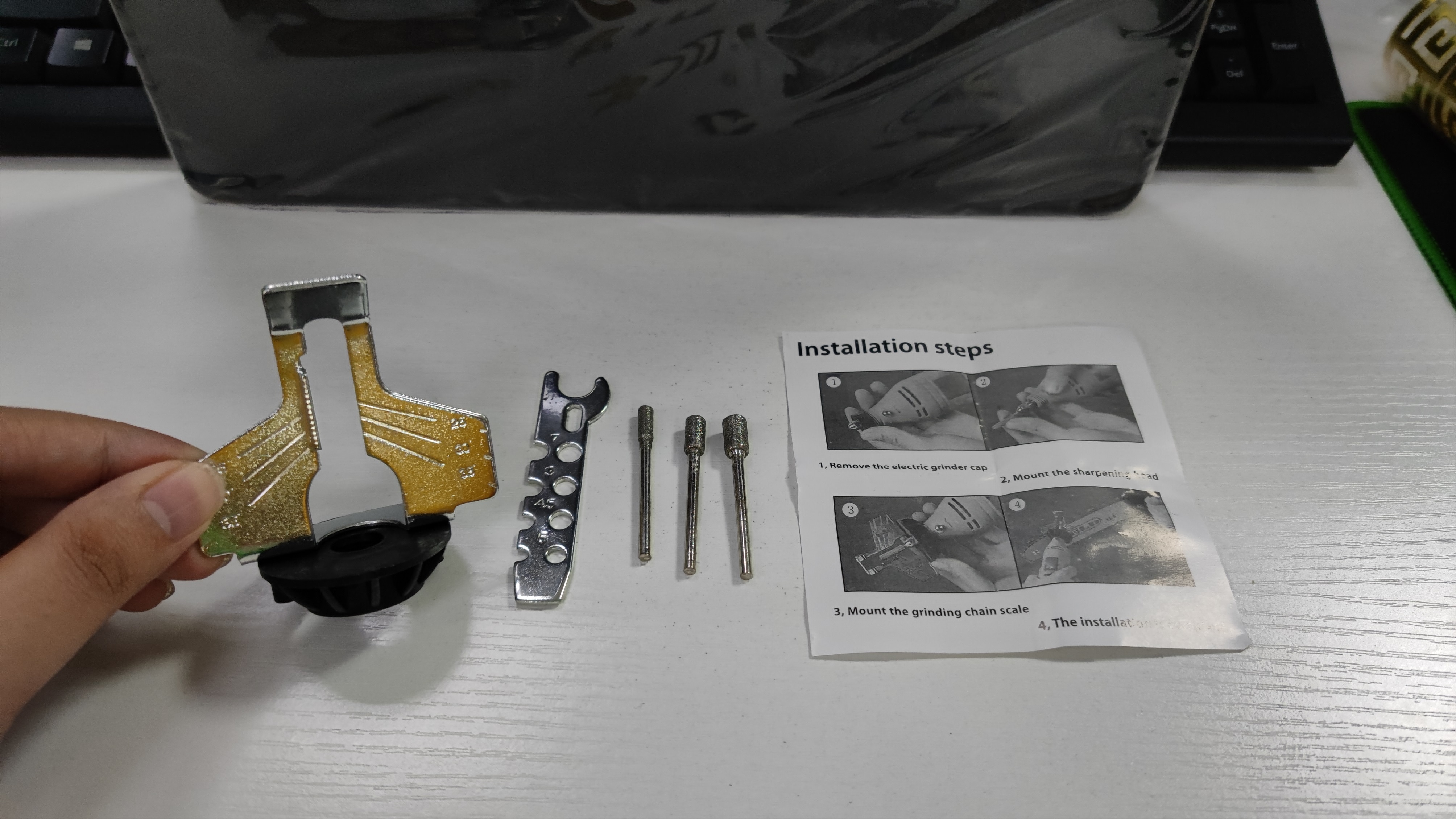 Kettensägenschärfer, Maschinenset, Bohrer, Kettensägenschärfer, elektrischer Schleifer, Schärfen, Polieren, Aufsatz-einstellen, Sägeketten-Werkzeug