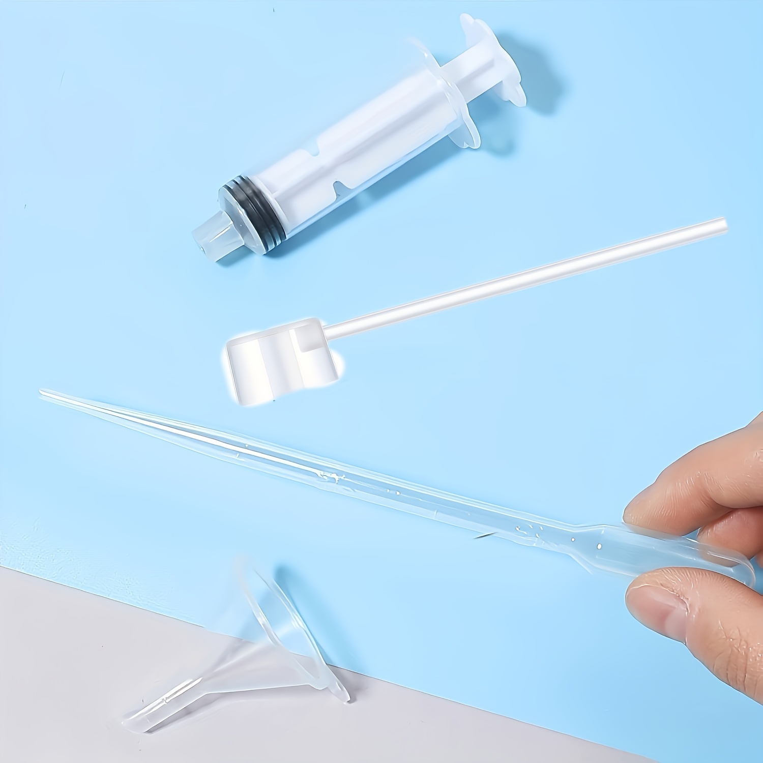 12-piece perfume dispenser set - 2 syringes, 2 pipettes, 2 perfume separators, 2 converters, 2 funnels, 2 spring-loaded pipettes
