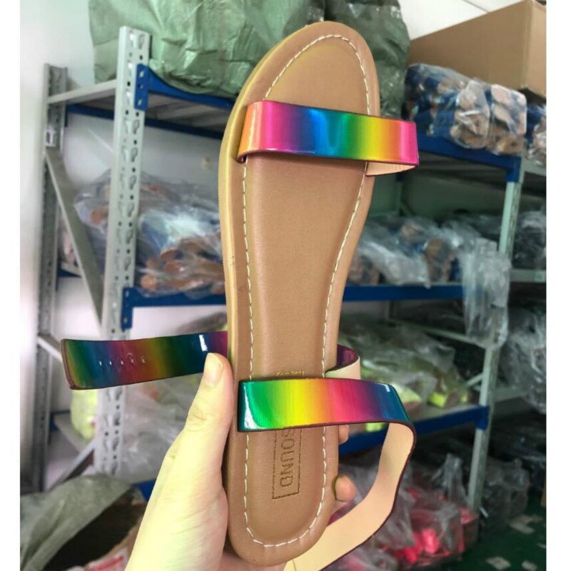 Bunte PU Leder Flache mit Frauen Sommer sandalen mit Schnalle Weiblichen Strand Offene spitze Rom schuhe