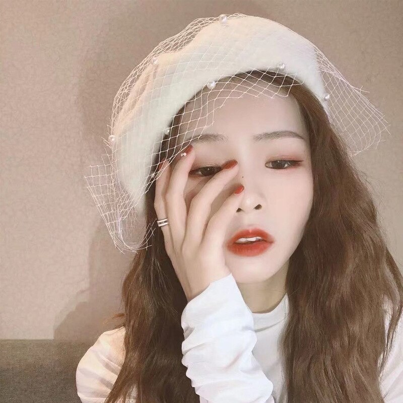 Lady Autumn Winter Berets Hat Pearl Lace Veil Painter Hat Women Sweet Vintage Berets Caps Female Bonnet Warm Walking Cap