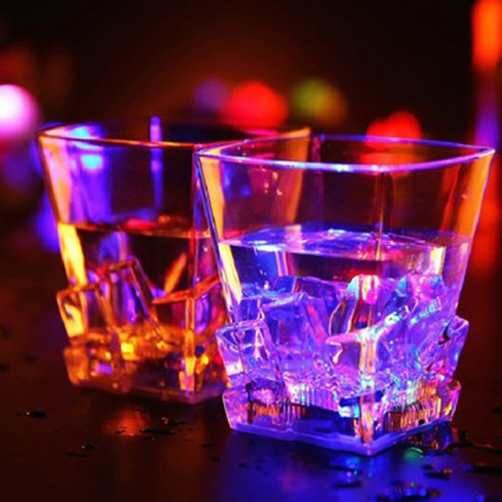LED Automatische Blinkende Tasse, Sensor Licht hoch Becher Wein Bahre Glas Whiskey Schuss Trinken Glas Tasse für Weihnachten Party Bar Verein