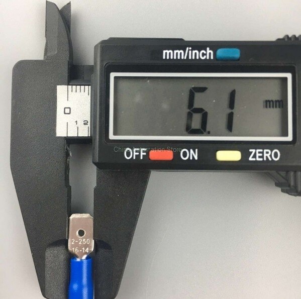 22-18 AWG 16-14AWG Vrouwelijke Mannelijke Elektrische Bedrading Connector Geïsoleerde Crimp Terminal Spade Blauw Rood