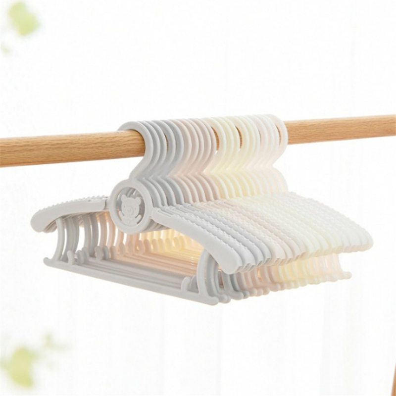 Durable Baby Clothes Hangers Telescopic Clothes Cute Cartoon Children's Hangers Kid Clothes Racks Baby Plastic Hanger