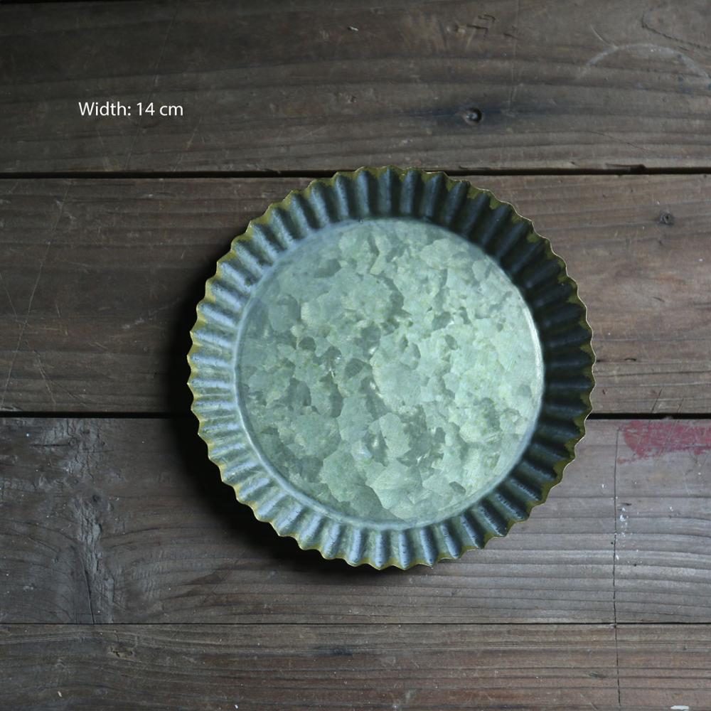 Retro Vintage Iron Plate Nostalgic Fancy Tray Set Bread Cake Fruit Food Photography Props: Small 14cm