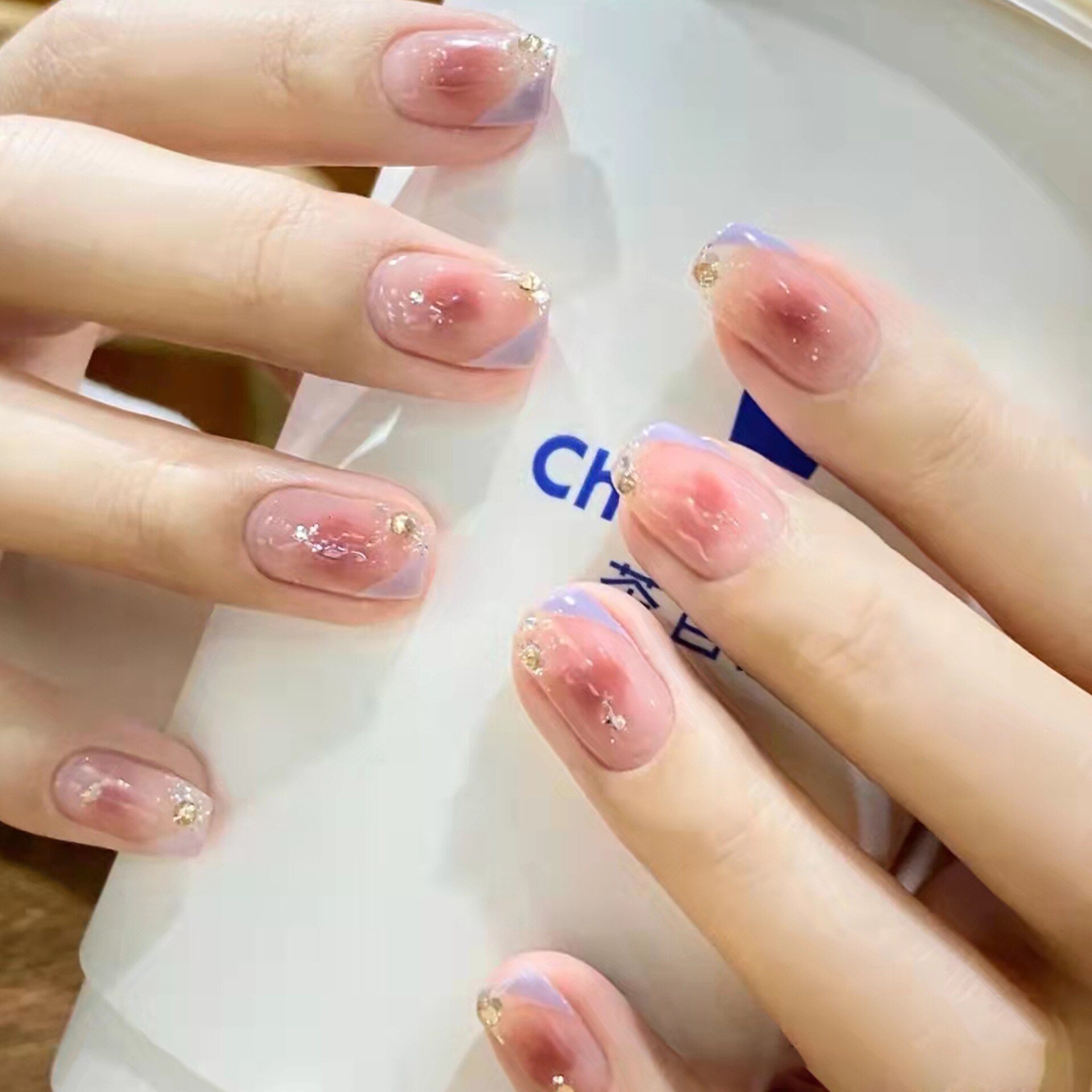 24pcs/box Stick On Nails with glue bear bow false nails bling press on nails nail supplies for professionals full cover: 216