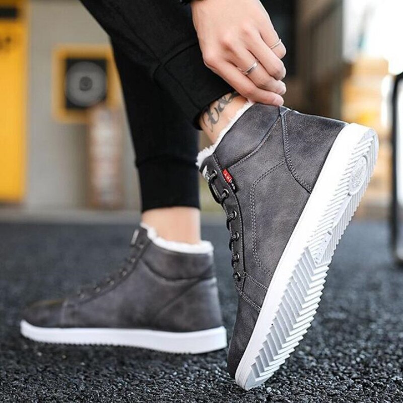 Winter mannen Laarzen Winter mannen Casual Hoge helpen Katoen Schoenen Tij Schoenen mannen Waterdichte antislip Warme Snowboots