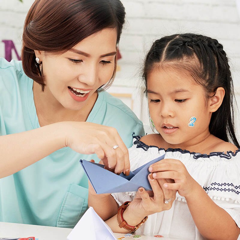 Multicolore fai da te fatti a mano interazione genitore-figlio 14X14CM manuale di carta Origami divertenti Souptoys 50 fogli/pacco giocattolo di educazione precoce