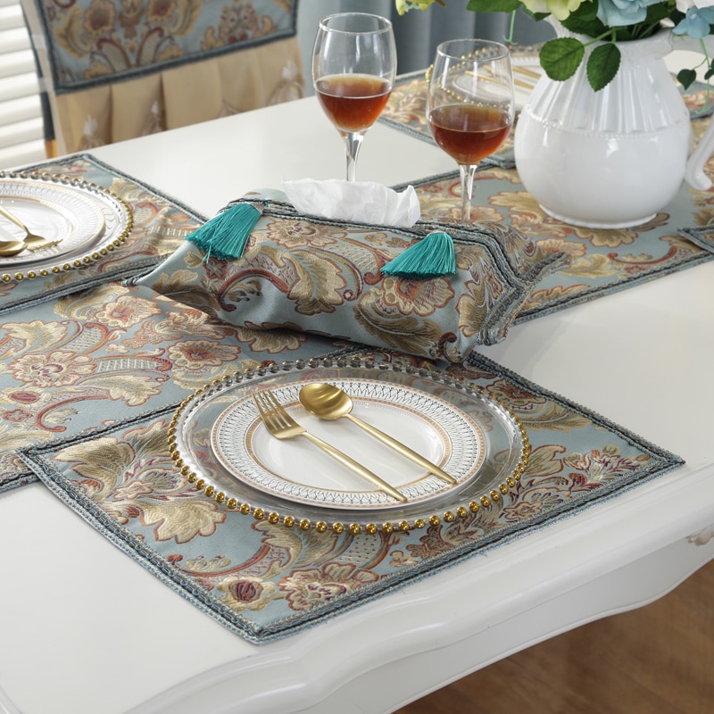 Eurooppalainen klassinen jacquard-tabletti kodin ylellinen kangas kulho matot lasinalus ruokapöytä sisustus länsimainen ruoka lämmöneristys pöytämatot
