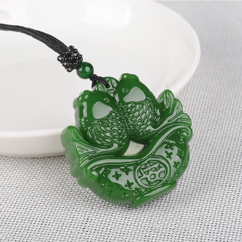 Collier pendentif en Jade vert naturel chinois, Double carpe, breloque sculptée à la main, bijoux amulette à la , pour femmes et hommes