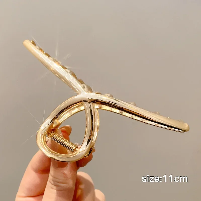 Simple Cross Women Claw Clips Metal Gold Silver Large Medium Shark Crab Clamps Hairgrip for Thick Thin Hair Accessories: Red