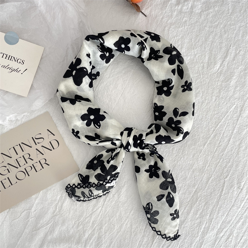 Blomsterprint lommetørklæde lille hijab bomuldshovedtørklæder kvinder firkantet lommetørklæde hårtørklæder 70cm sød bandana hovedtørklæde dame: Blå