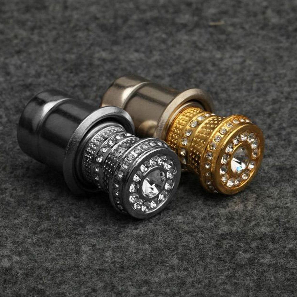 Universele persoonlijke auto sigarettenaansteker, metalen diamant geplateerde auto-stopcontact, rookverwarmer