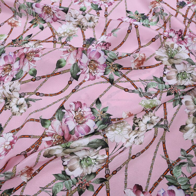 Tela de seda de mora 100% tela china de crepé por metro 16mm 114 cm de ancho Camisa estampada tela de vestido de seda al por mayor