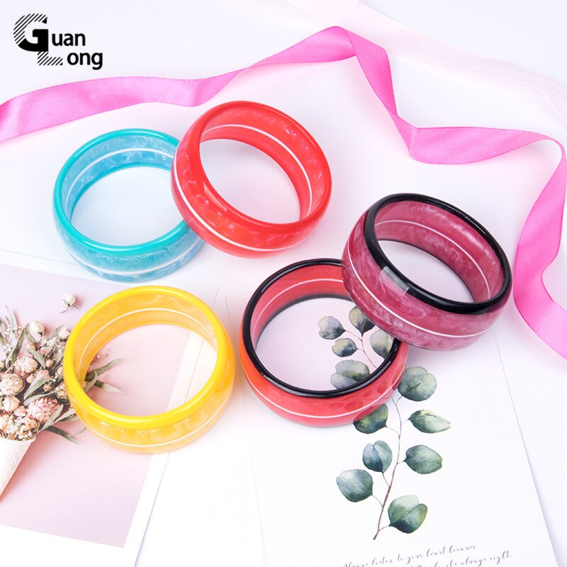 GuanLong Trendy Charm Resin Acrylic Cuff Bracelet Big Wide Circle Colorful Jewelry Bracelets & Bangles Women