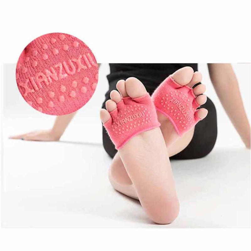 3 Paren/partij 1 Paar Vrouwen Onzichtbare Yoga Non Slip Teen Sokken Wasbare Half Grip Hak Vijf Vinger Sokken: Watermelon Red