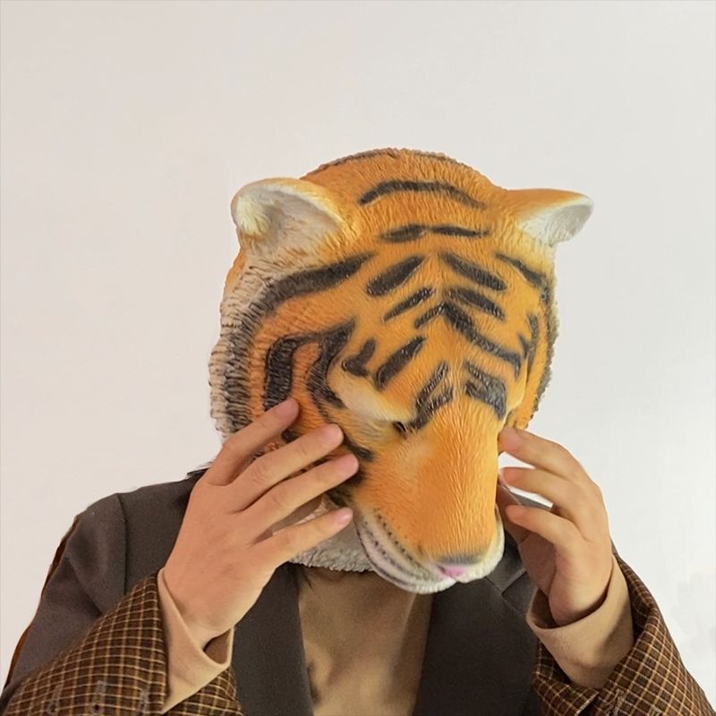 Animal mask Tiger latex mask 2022 Zodiac Year of the Tiger simulation Tiger hood funny horror party mask