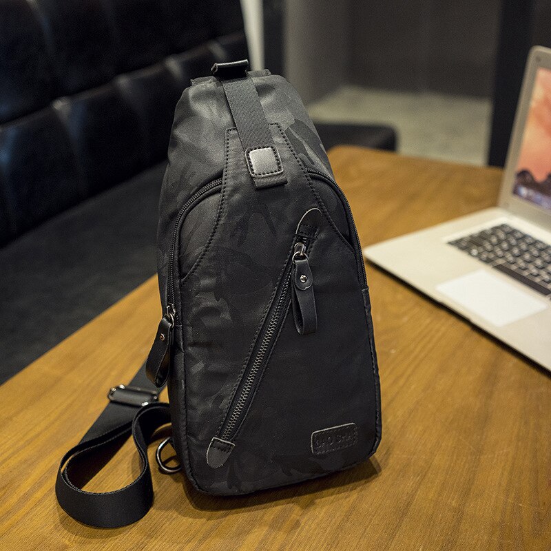 Bolso de pecho de nailon para hombre, bolsa cruzada resistente al agua con ojo, multiusos, de viaje, para teléfono, negro, de: Negro