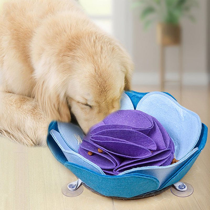Bourgeon en forme d'animal de compagnie tapis de dressage pour chien distributeur de nourriture lente avec ventouse Puzzle jouet IQ formation couverture tapis d'alimentation bol