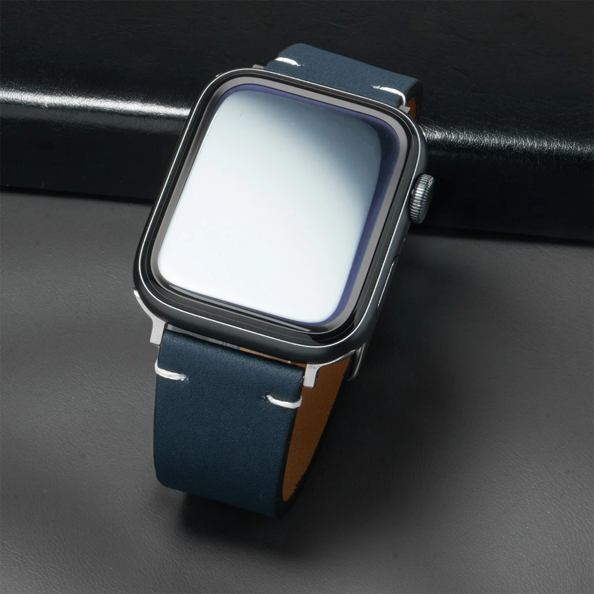 Leather Strap for Apple Watch Band Ultra 2 49mm 46mm 42mm 45mm 44mm 42mm 40mm 41mm Watchband for Iwatch Series 10 9 8 7 6 SE 5 4: M / Red black