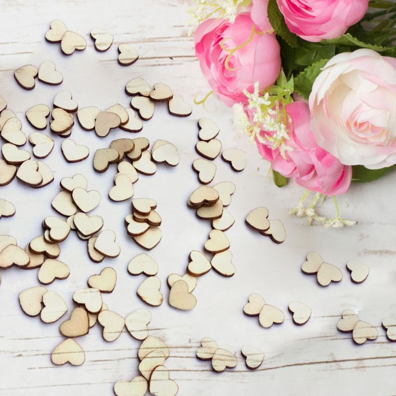 100pcs Rustic Wooden Wood Love Heart Wedding Supplies Table Scatter