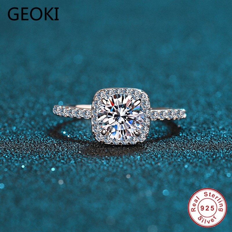 Geoki Passed Diamond Test 0.5-2 CT Perfect Cut Moissanite Party Ring 925 Sterling Silver Classic Square Rings Luxury Jewelry